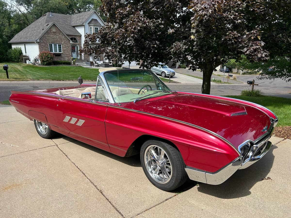 1963 Ford Thunderbird photo 1