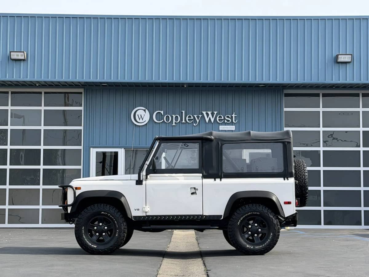 1997 Land Rover Defender NAS 90 photo 1
