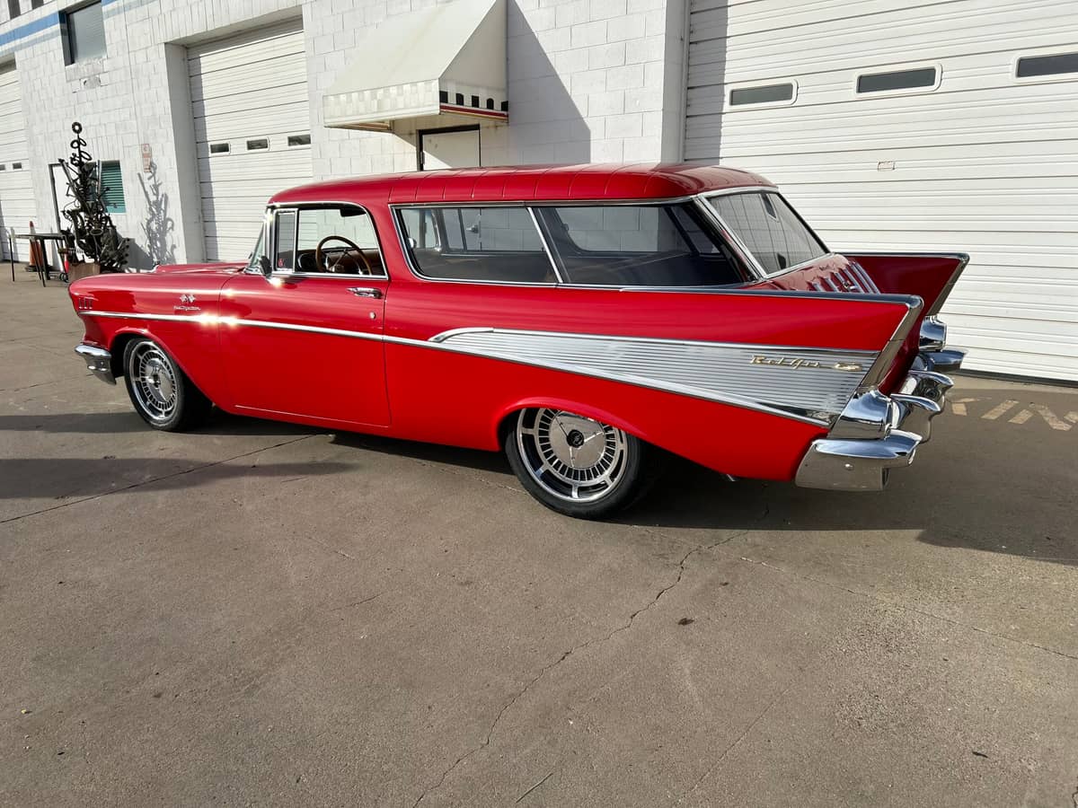 1957 Chevrolet Nomad Restomod photo 1