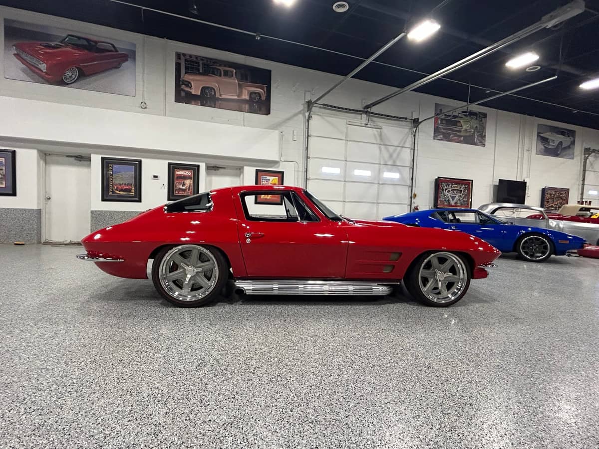 1964 Chevrolet Corvette (C2)