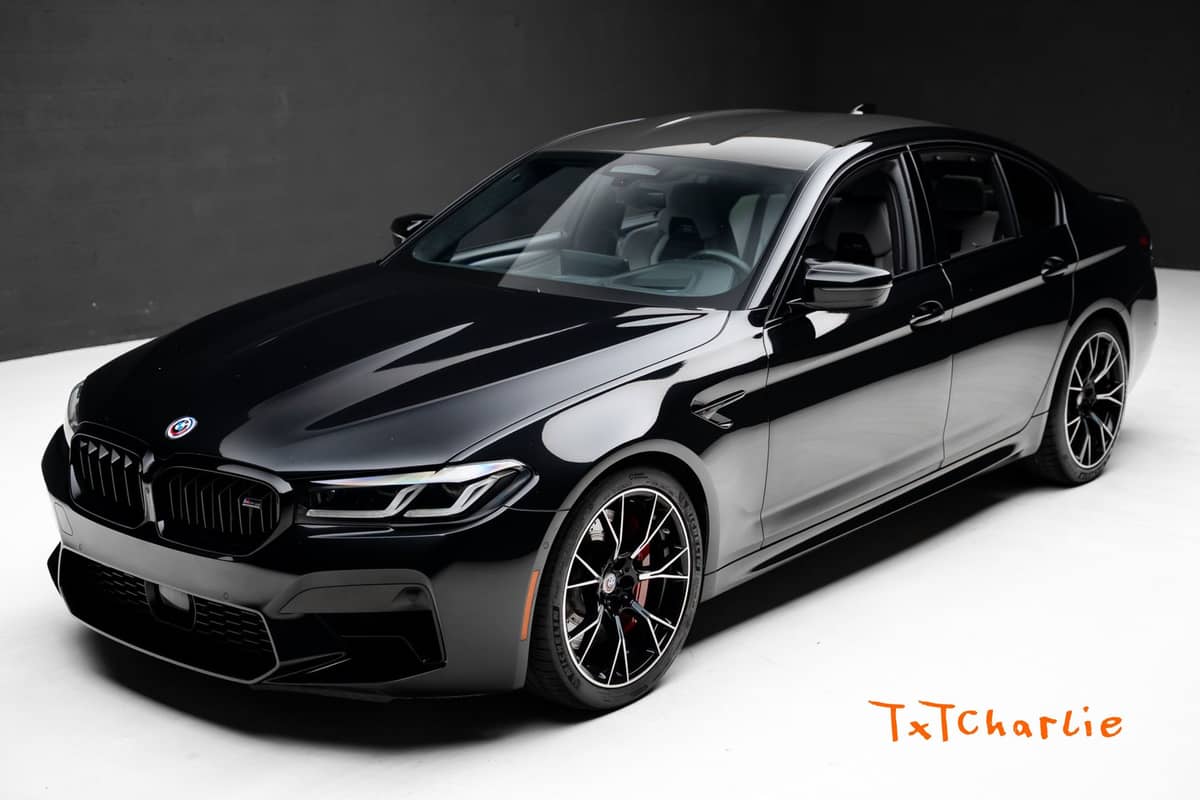 2023 BMW M5 photo 1